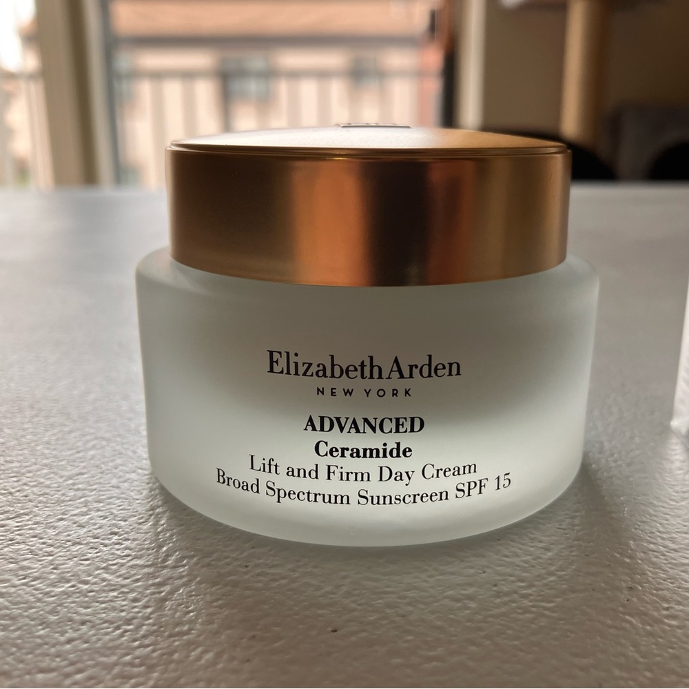 Unopened Elizabeth Arden Advanced Ceramide Life and Firm Day Cream SPF 15